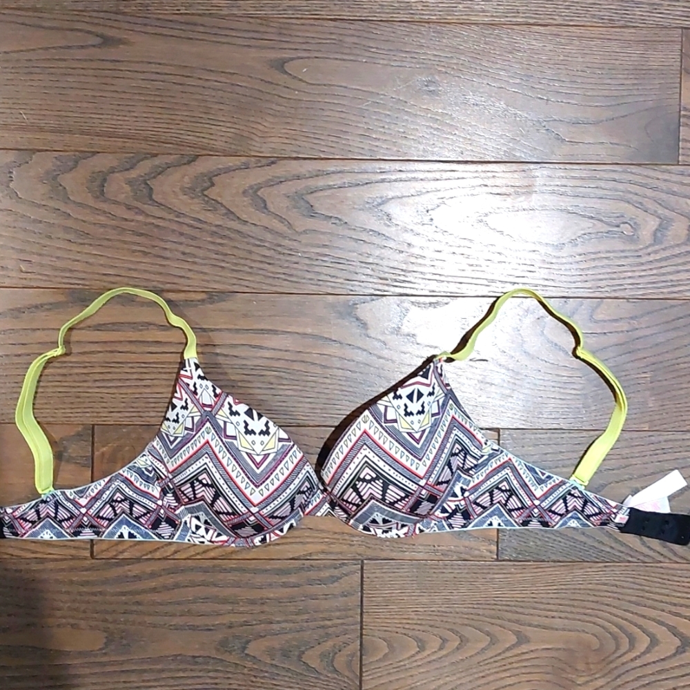 Pink push-up bra 32C